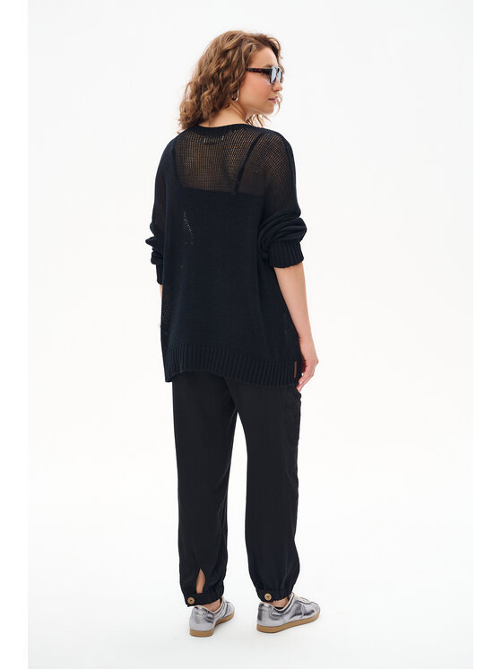 blue shadow blue shadow Sweter Fidżi Czarny Regular Fit