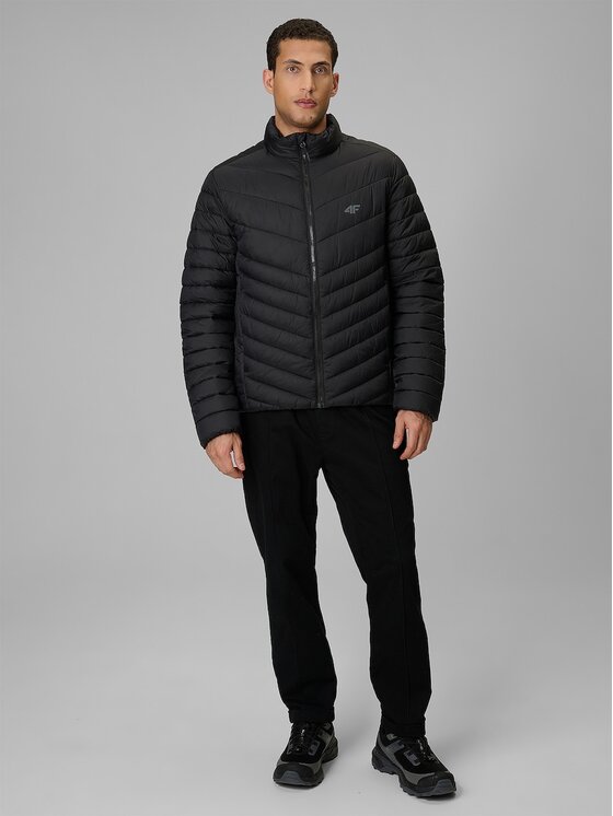 4F 4F Kurtka puchowa EVERYDAY ACTIVE Czarny Regular Fit