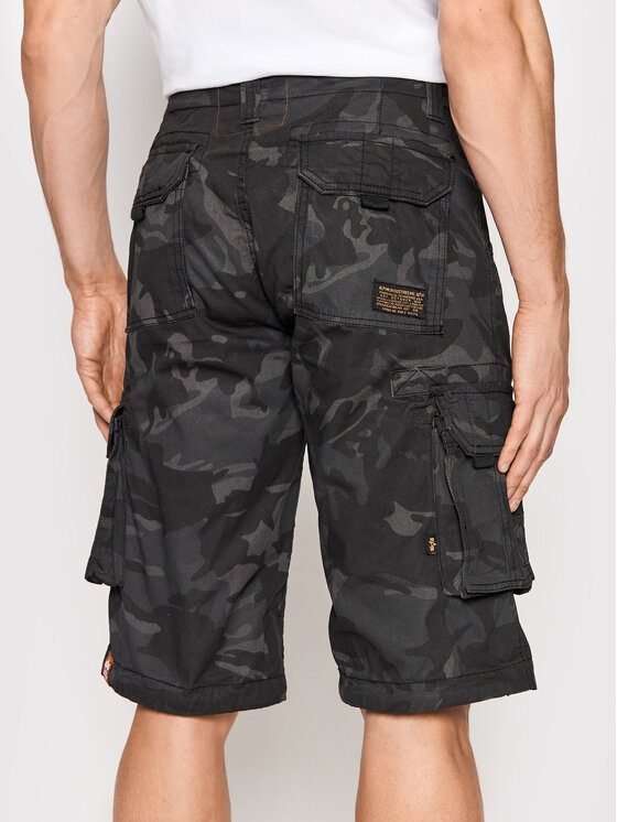 Alpha Industries Alpha Industries Šortky z materiálu Jet Camo 191200C Černá Regular Fit