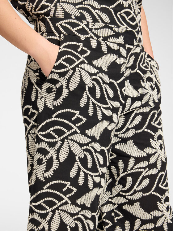 Elena Mirò Elena Mirò Spodnie materiałowe P002P000488N001 Czarny Regular Fit