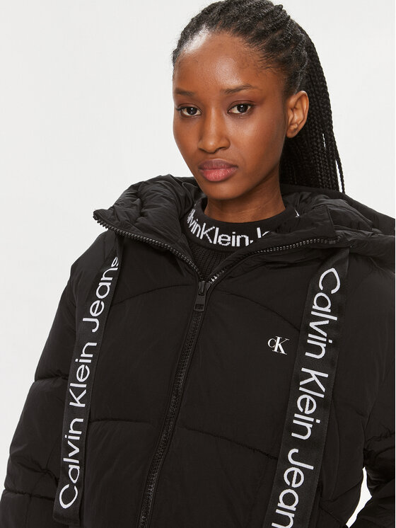 Calvin Klein Jeans Calvin Klein Jeans Зимно яке J20J221901 Черен Regular Fit