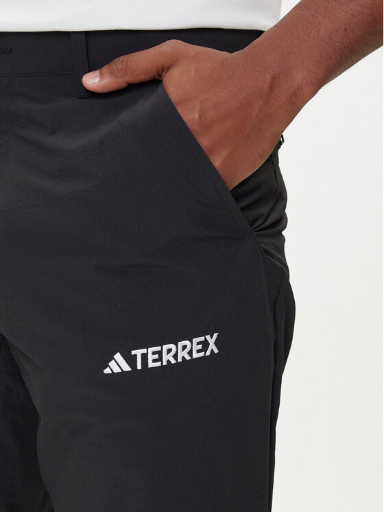 adidas adidas Pohodne hlače Terrex Multi IZ3320 Črna Regular Fit
