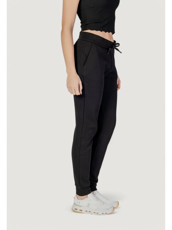 Armani Exchange Armani Exchange Pantaloni da tuta XW000824 AF10818 Nero To Fit