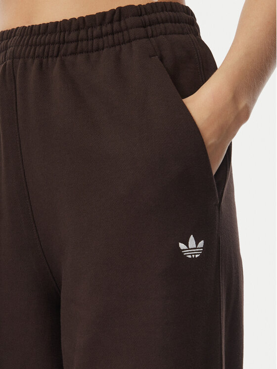 adidas adidas Spodnie dresowe Essential LL0412 Brązowy Wide Leg