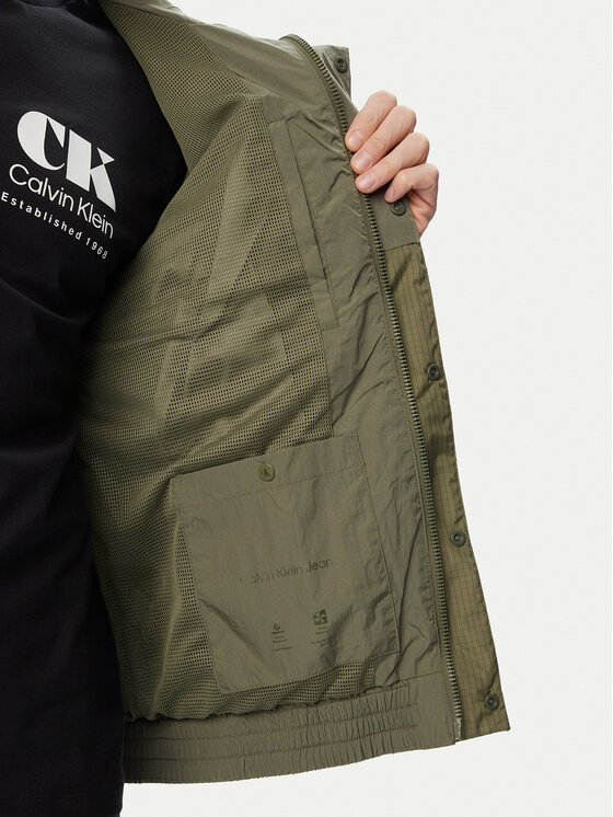 Calvin Klein Jeans Calvin Klein Jeans Giacca a vento LV04RG503G Verde scuro Relaxed Fit