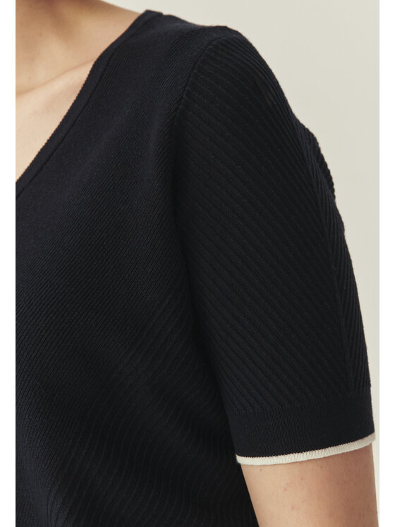 TATUUM Tatuum Halenka MUGI Tmavomodrá Classic Fit