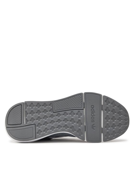 adidas adidas Sneakersy Swift Run 22 GZ3495 Šedá
