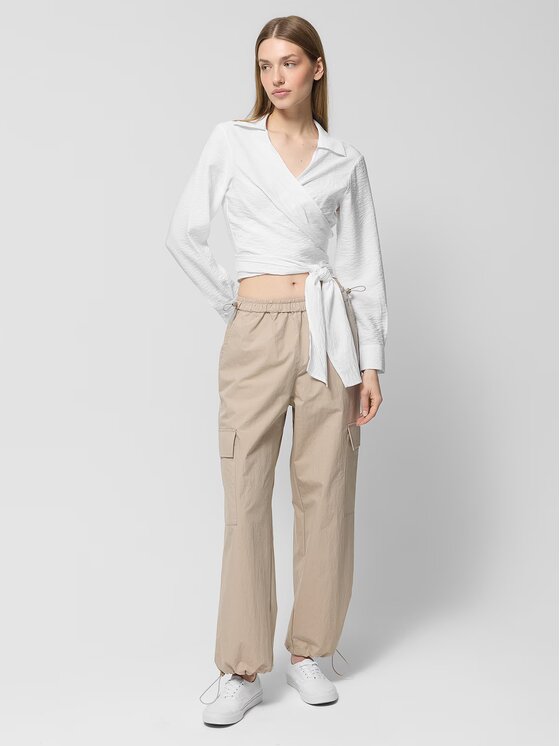 Outhorn Outhorn Spodnie materiałowe OTHWSS24TTROF727-83S Brązowy Loose Leg