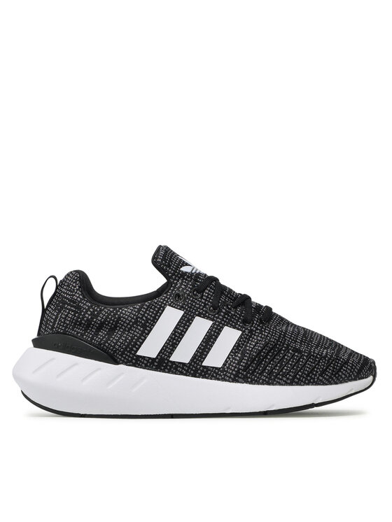 Swift run black and white clearance