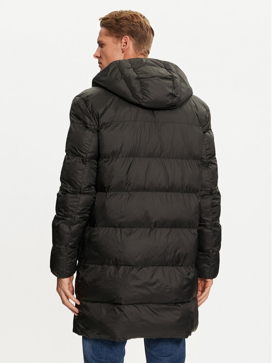 HUGO HUGO Télikabát Mati 2441 50521815 Fekete Regular Fit