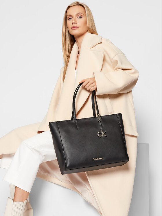 Calvin Klein Calvin Klein Geantă Shopper Md K60K607802 Negru
