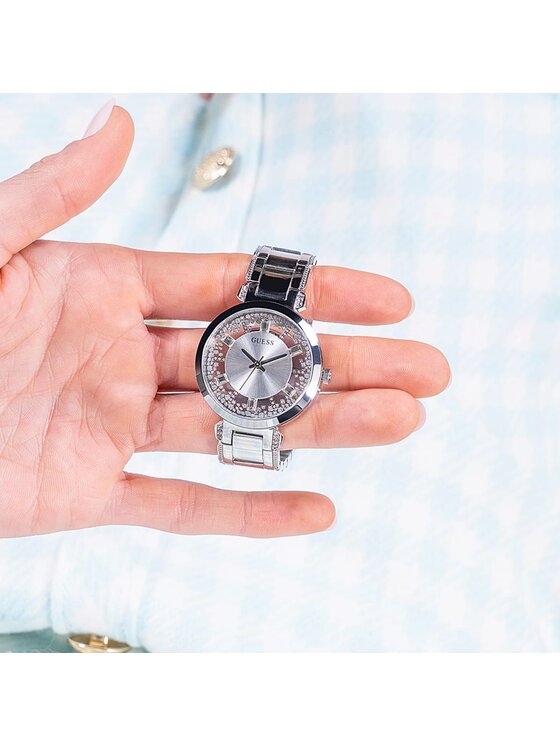 Guess Guess Hodinky GW0470L1 Strieborná