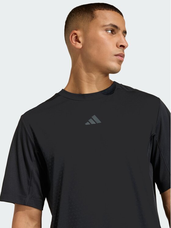 adidas adidas Koszulka techniczna 159353 Czarny Regular Fit
