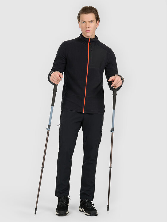 4F 4F Polar HALNY Czarny Regular Fit