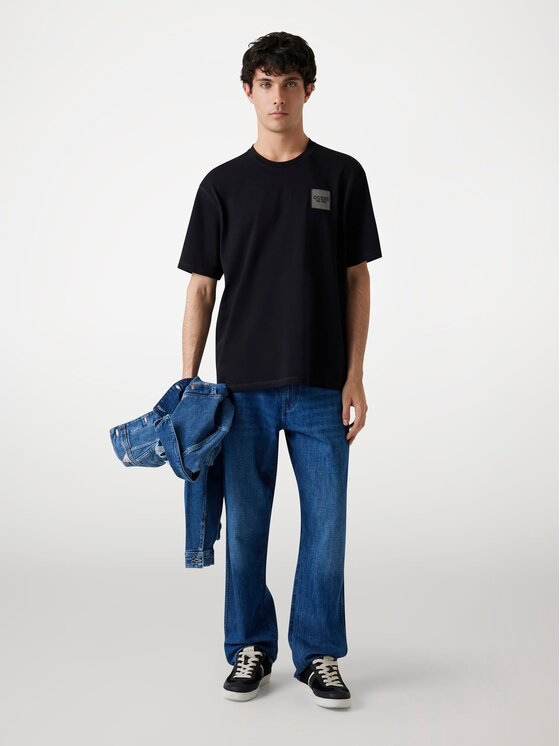Guess Guess T-shirt 175667 Nero Classic Fit