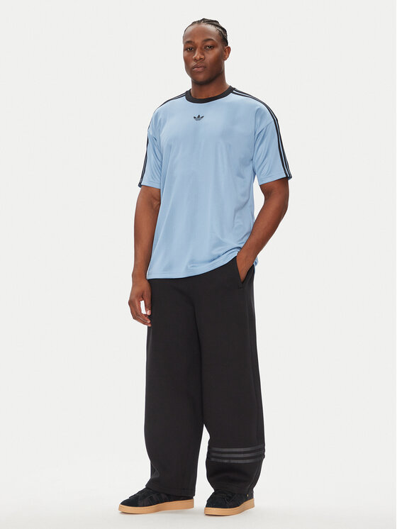 adidas adidas Тишърт adicolor Jacquard JW5879 Светлосиньо Loose Fit