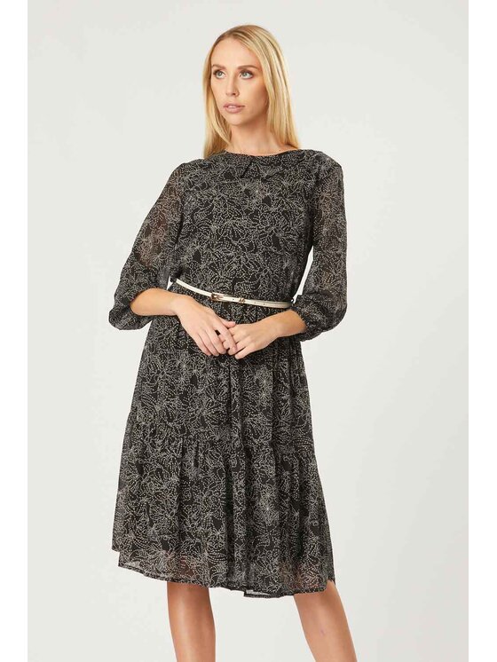 QUIOSQUE QUIOSQUE Každodenní šaty LINER FLO DRESS Černá Regular Fit