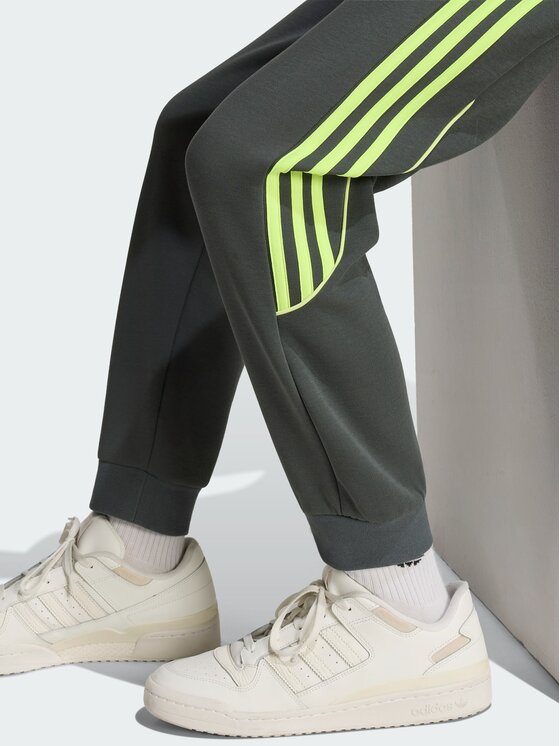 adidas adidas Spodnie dresowe 164791 Szary Regular Fit
