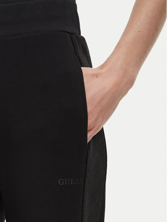 Guess Guess Jogginghose V6BB20 K6366 Schwarz Regular Fit