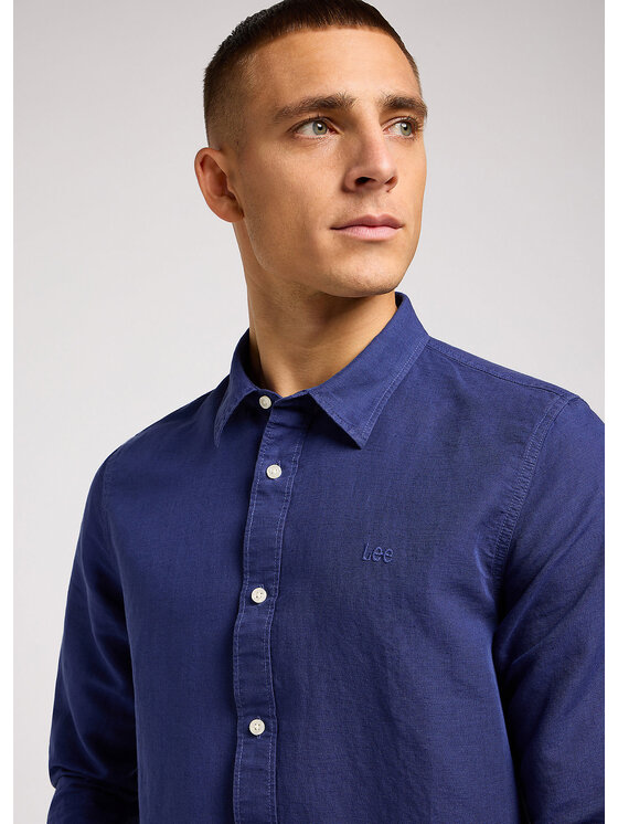Lee Lee Koszula PATCH SHIRT IN MEDIEVAL BLUE Granatowy Regular Fit