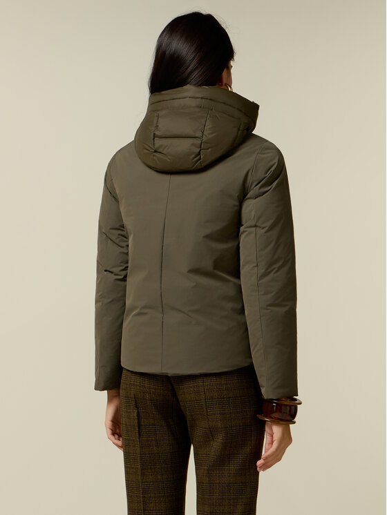 Oltre Oltre Giubbotto piumino F031R001527N035 Verde Boxy Fit