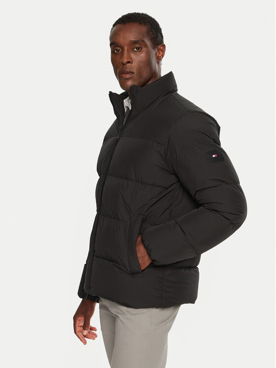 Tommy Hilfiger Vatovaná bunda MW0MW36666 Čierna Regular Fit