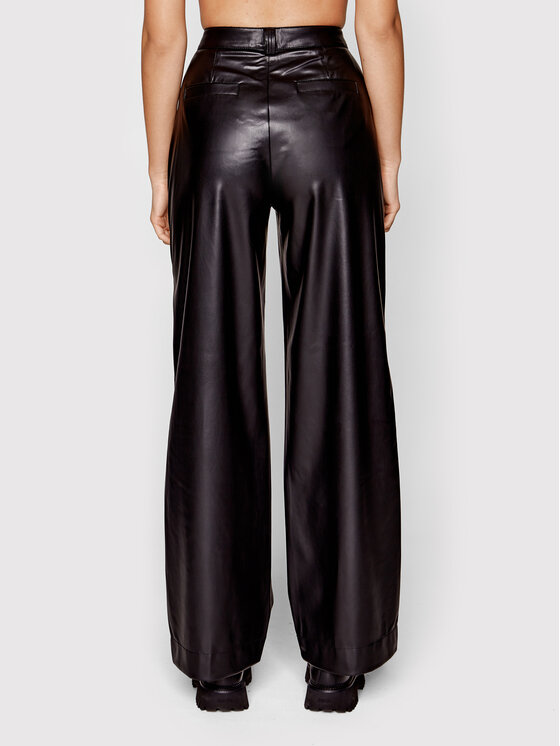 Calvin Klein Jeans Calvin Klein Jeans Pantaloni in similpelle J20J218954 Nero Regular Fit