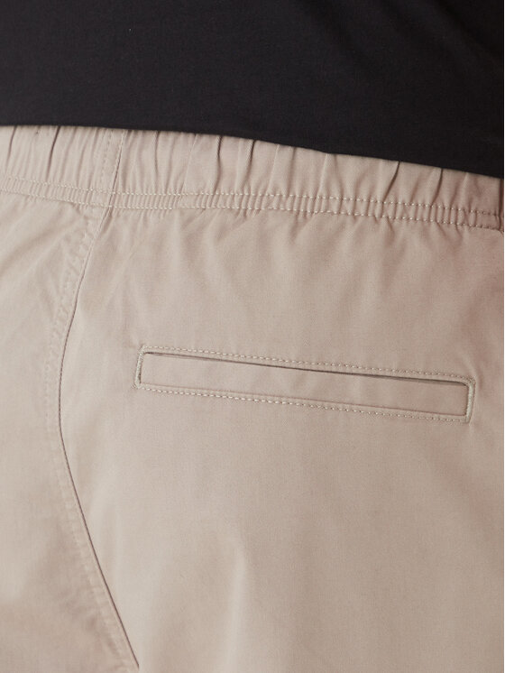 Calvin Klein Jeans Calvin Klein Jeans Auduma šorti LV04RB618G Brūns Regular Fit