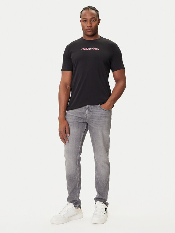 Calvin Klein Jeans Calvin Klein Jeans Majica Glitched Logo LV04RC858G Črna Regular Fit