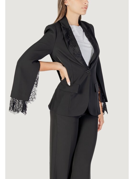 Rinascimento Rinascimento Μπουφάν γυναικείο CFC0124951003 Μαύρο Blazer Fit