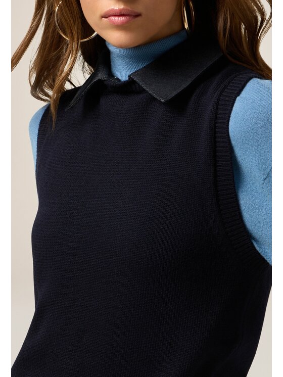 Oltre Oltre Maglione M376J005120N034 Blu Slim Fit