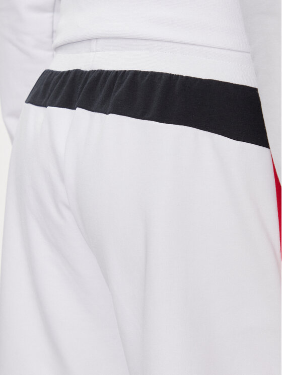 EA7 Emporio Armani EA7 Emporio Armani Pantaloncini sportivi 3DPS58 PJLIZ 1100 Bianco Regular Fit
