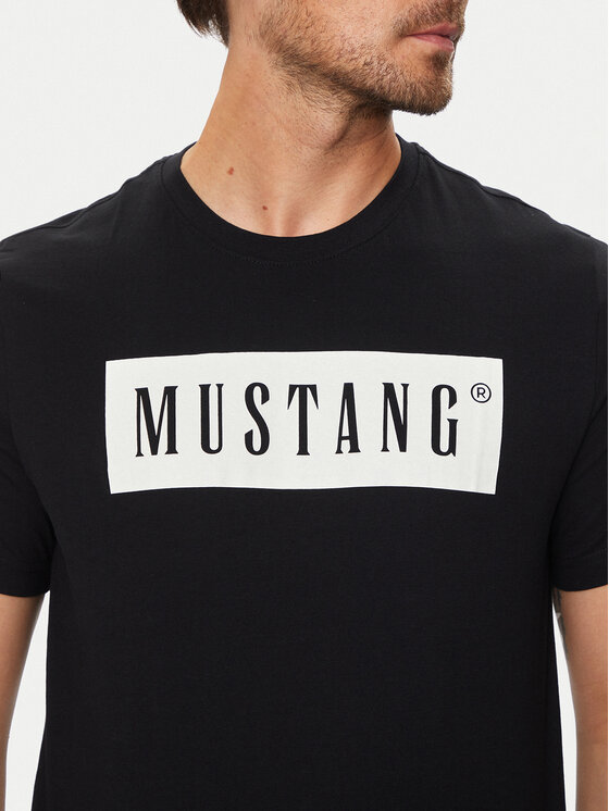 Mustang Mustang T-Shirt Austin 1014749 Czarny Regular Fit
