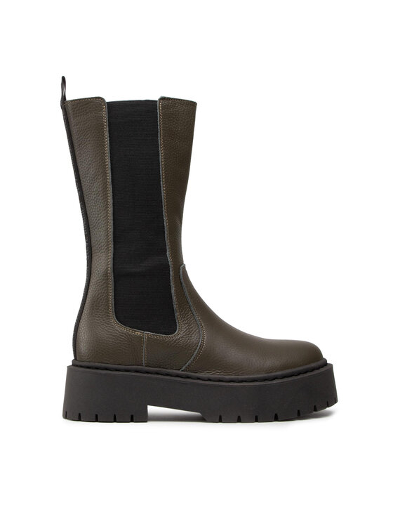 vivianne boot steve madden