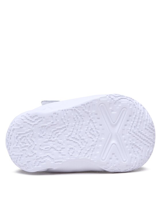 Nike Nike Sneakersy Team Hustle D 10 (Td) CW6737 002 Černá