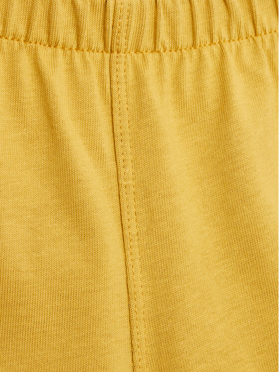 United Colors Of Benetton United Colors Of Benetton Szorty materiałowe 3MI5A9008 Żółty Regular Fit
