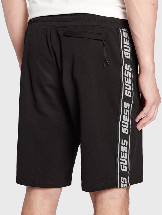 Guess Guess Sportske kratke hlače Z2YD02 K6ZS1 Crna Regular Fit