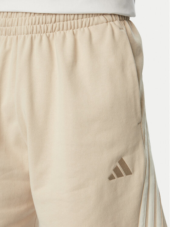 adidas adidas Sportovní kraťasy Adidas Kit 3-Stripes KW2385 Béžová Loose Fit