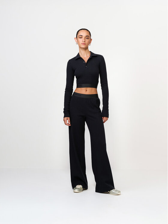 La Mania La Mania Bluzka OTTILE LONGSLEEVE Czarny Basic Fit