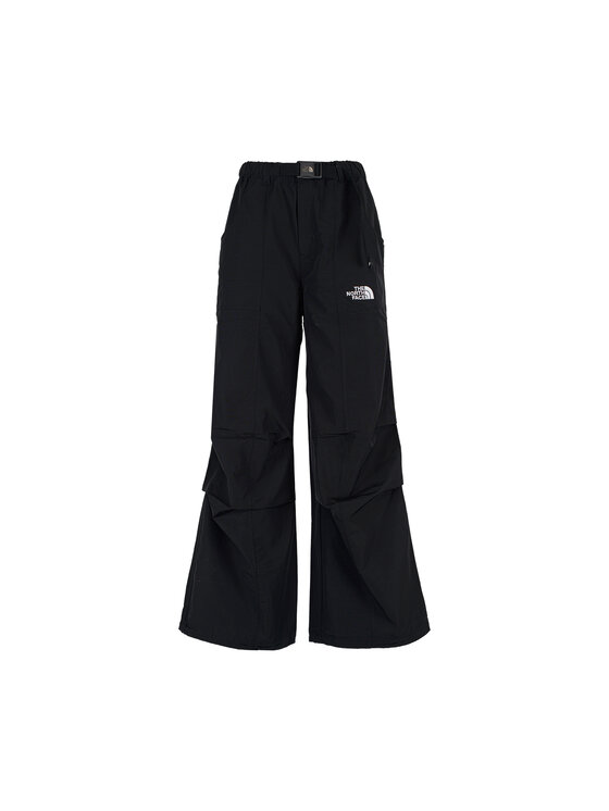 The North Face The North Face Pantaloni di tessuto NF0A8BJHJK31 Nero Regular Fit