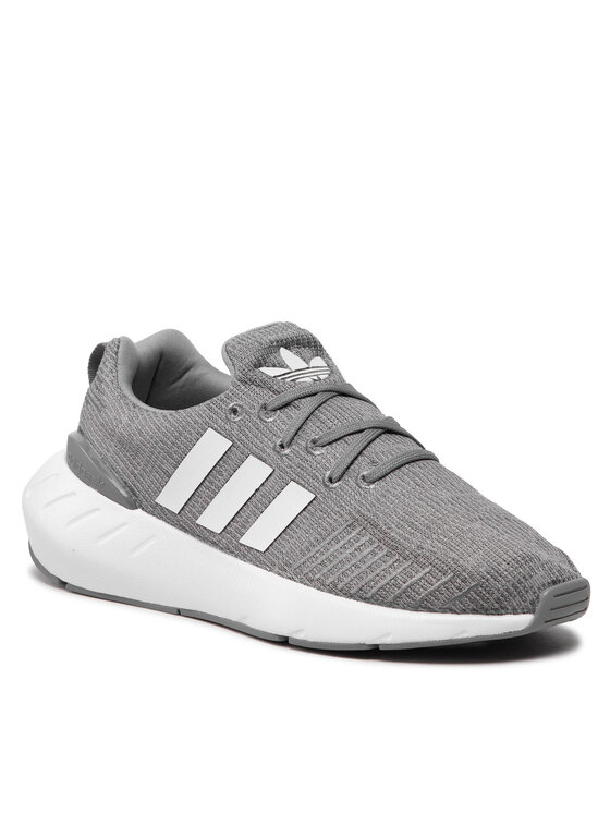 adidas adidas Sneakersy Swift Run 22 J GW8178 Šedá