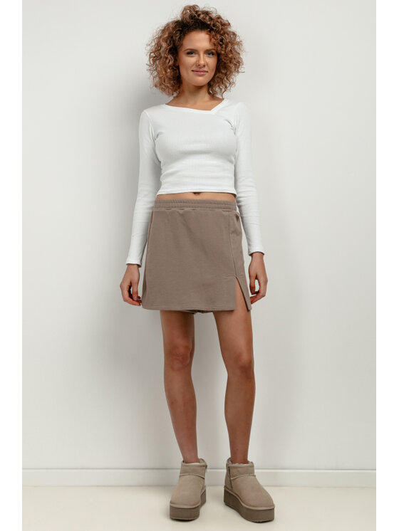 Tessita Tessita Szorty materiałowe T415/6/XXL Brązowy Regular Fit
