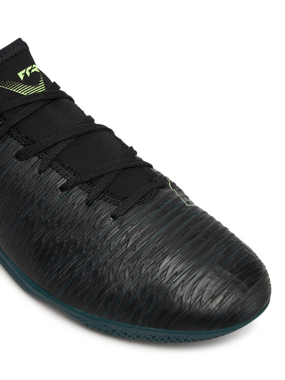 Puma Puma Buty do piłki nożnej Future 8 Play It 108606 02 Czarny