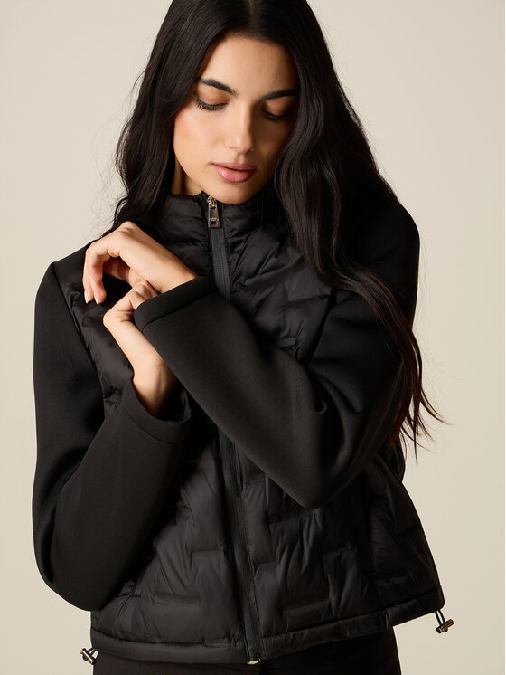 Oltre Oltre Giubbotto piumino F015R001497N033 Nero Regular Fit