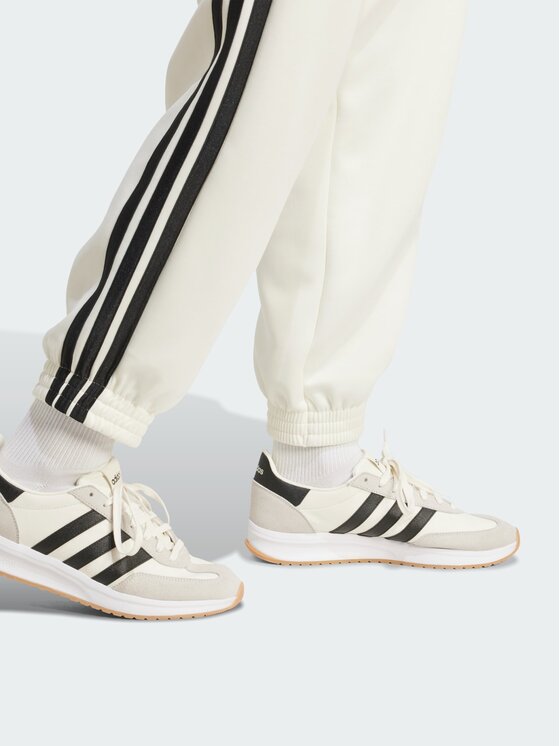 adidas adidas Spodnie dresowe 151845 Biały Loose Fit