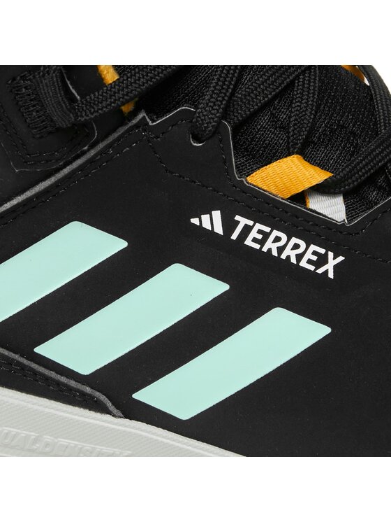 adidas adidas Trekkings Terrex AX4 Mid Beta COLD.RDY IF7433 Negru