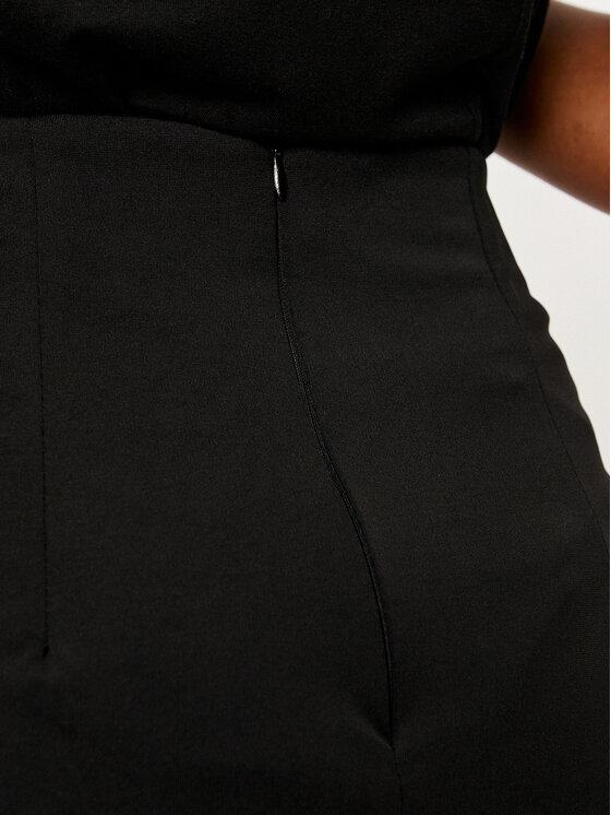 Rinascimento Rinascimento Tiesus sijonas 1000769150311 Juoda Slim Fit