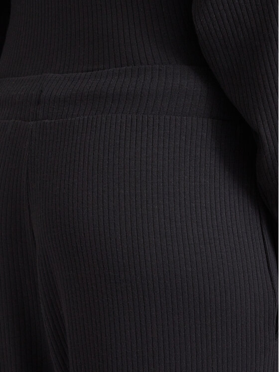 HUGO HUGO Долнище анцуг Heart 50566660 Черен Relaxed Fit