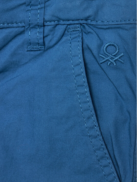 United Colors Of Benetton United Colors Of Benetton Pantalon scurți din material 4AC7G900O Albastru Regular Fit