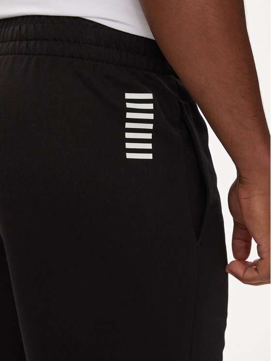 EA7 Emporio Armani EA7 Emporio Armani Pantaloni scurți sport 8NPS65 PJVRZ 1200 Negru Regular Fit